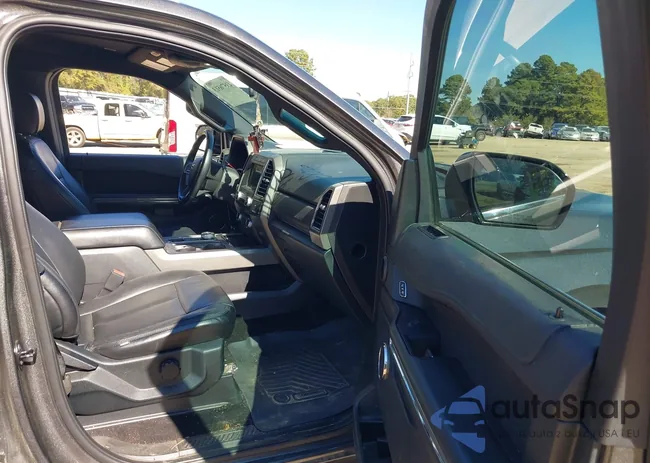 1FMJU1HTXLEA51733: 43576513