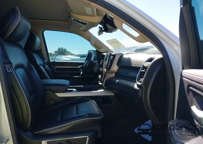 1C6SRFJM2MN836072: 43576615