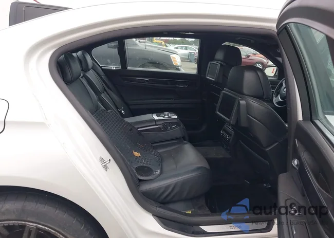 WBAKB83549CY59299: 43575931