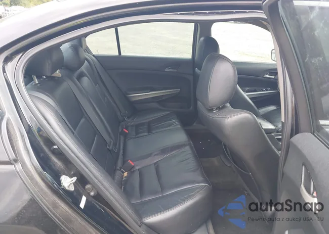 1HGCP2F78AA059769: 43575948