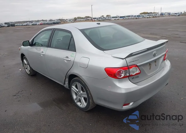 2T1BU4EE3DC035426: 43576248