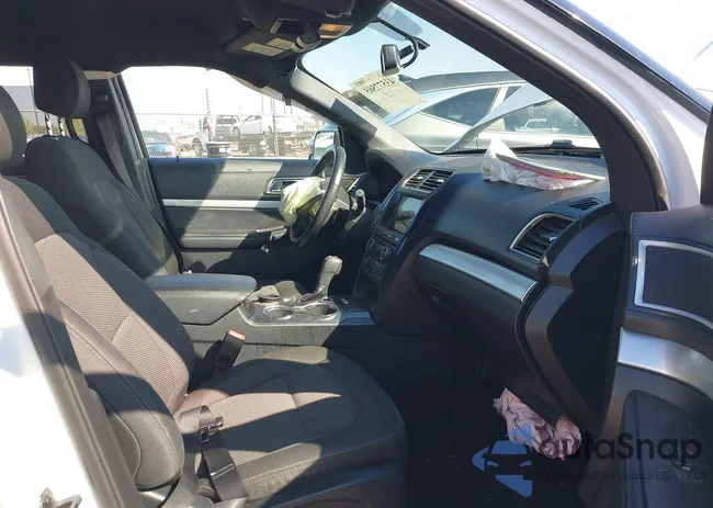 1FM5K7D87HGD03865: 43577565