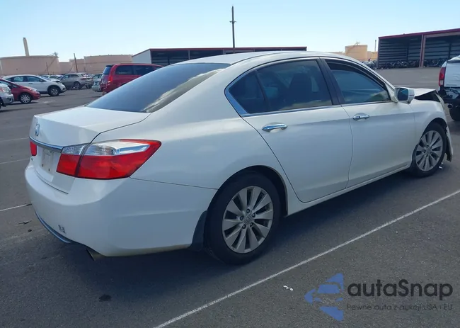 1HGCR2F70EA071799: 43577607