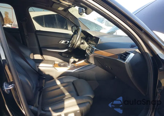 WBA5R1C5XKAK07708: 43577642