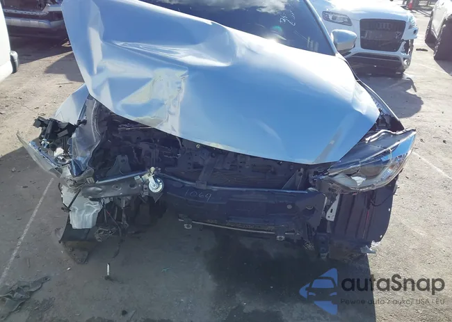 3MYDLBYV8LY714975: 43577812