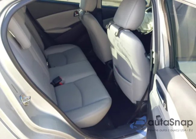 3MYDLBYV8LY714975: 43577812