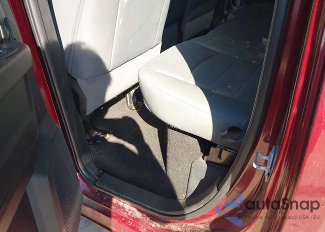 1C6RR6FT4JS147209: 43577913