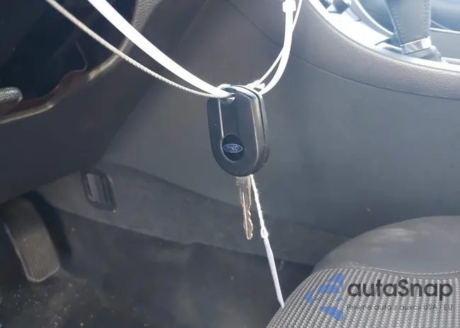 1FAHP2HW6CG135813: 43576951