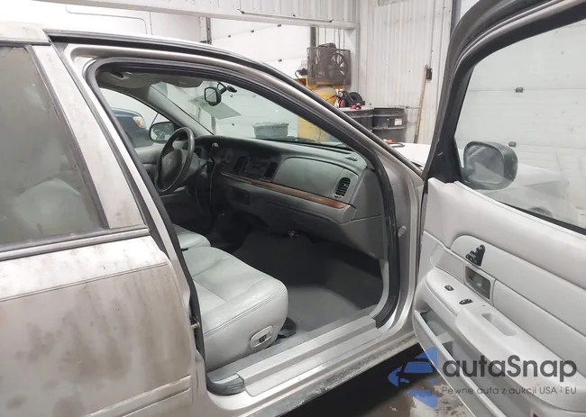 2FAFP74W44X137372: 43576996