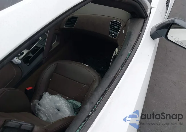 1G1YT2D60G5603606: 43577010