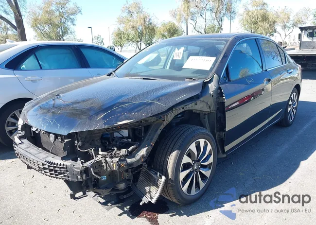 1HGCR6F38FA013851: 43577189