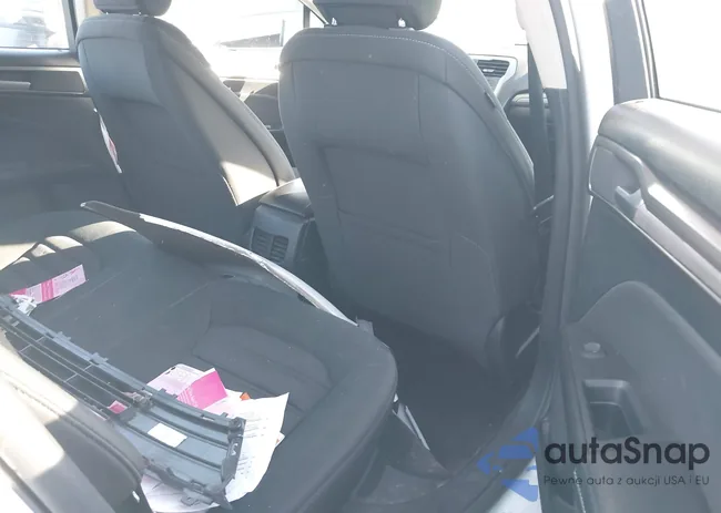 3FA6P0LU4JR103109: 43577204