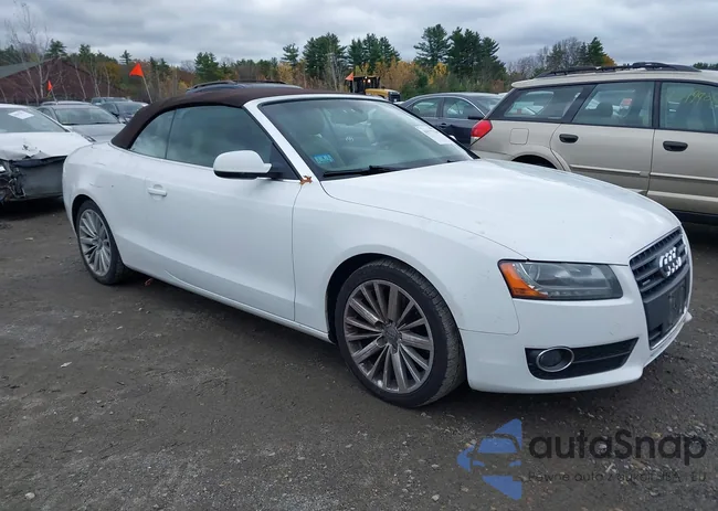 WAULFAFH2BN004889: 43577216