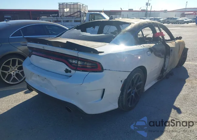 2C3CDXGJ3KH647133: 43577263