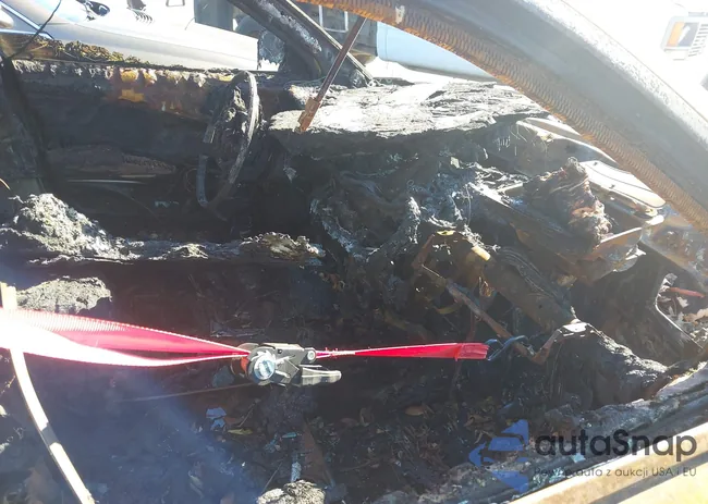 2C3CDXGJ3KH647133: 43577263