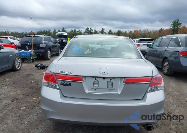 1HGCP2F41CA014147: 43578427