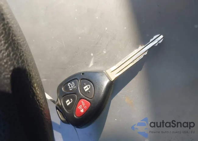 4T3ZA3BB8CU058104: 43578471