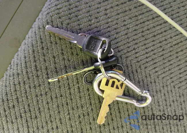 1GKEK13R3XJ735550: 43578512