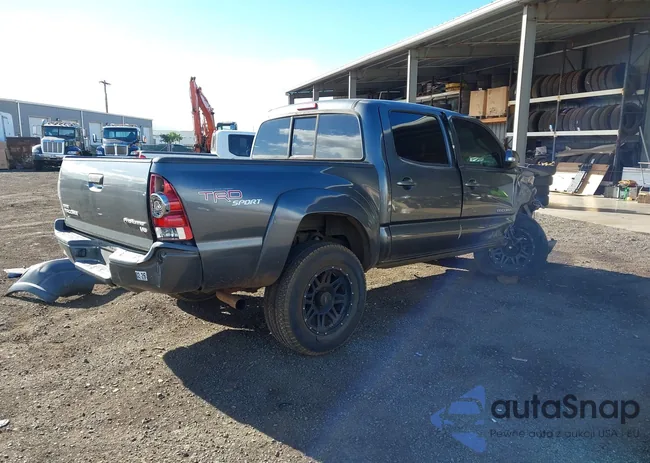 3TMJU4GN0DM152669: 43578535