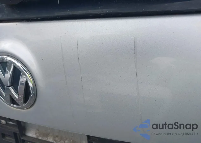 3VWPZ7AJ8AM688751: 43578557