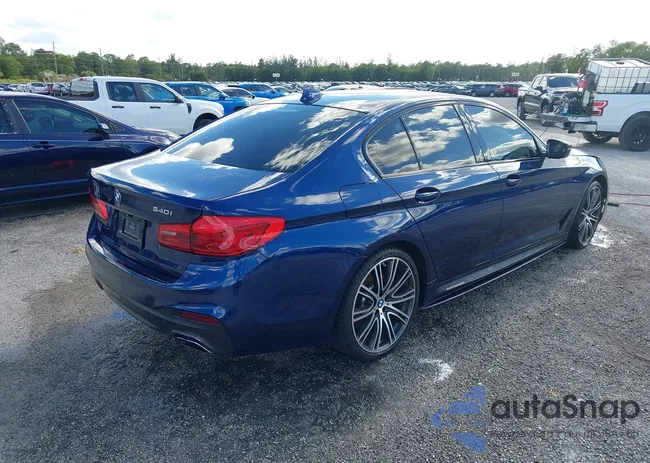 WBAJE5C5XKWW37033: 43578811