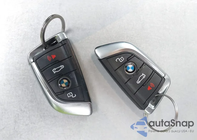 3MW5U7J00L8B45533: 43578053