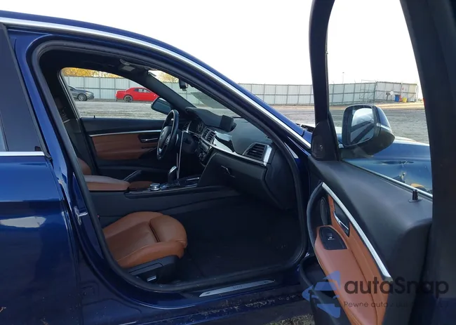 WBA8B9G33HNU55602: 43578252