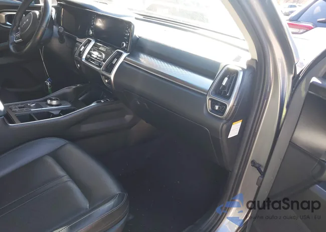 KNDRG4LG3N5081136: 43579332