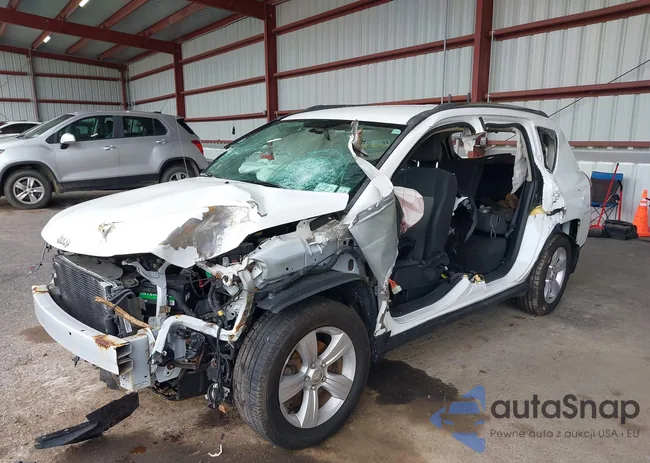 1C4NJDBB3ED880412: 43579411