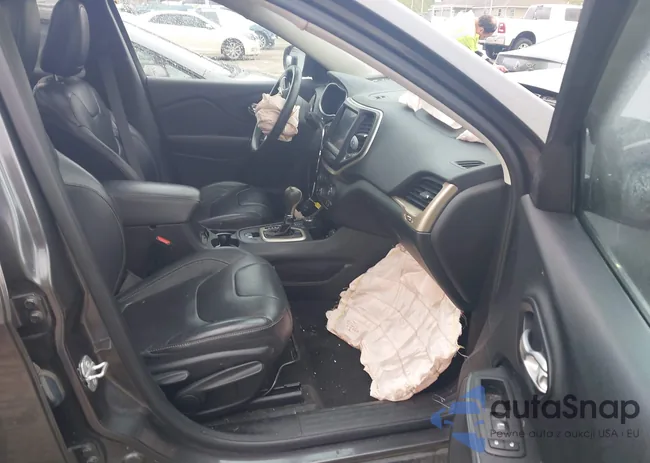 1C4PJMDB4GW134032: 43579687