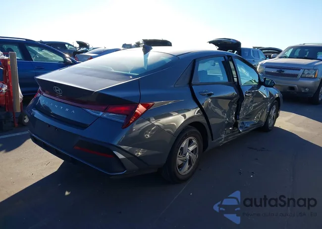 KMHLL4DGXRU829839: 43579794