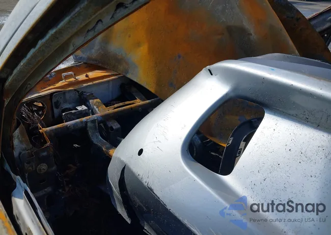 JM1BL1MP6D1772628: 43579832