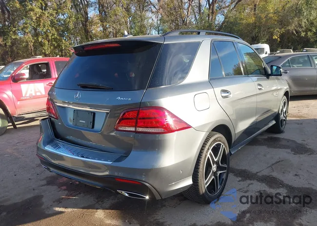 4JGDA5HB1HA968045: 43579867