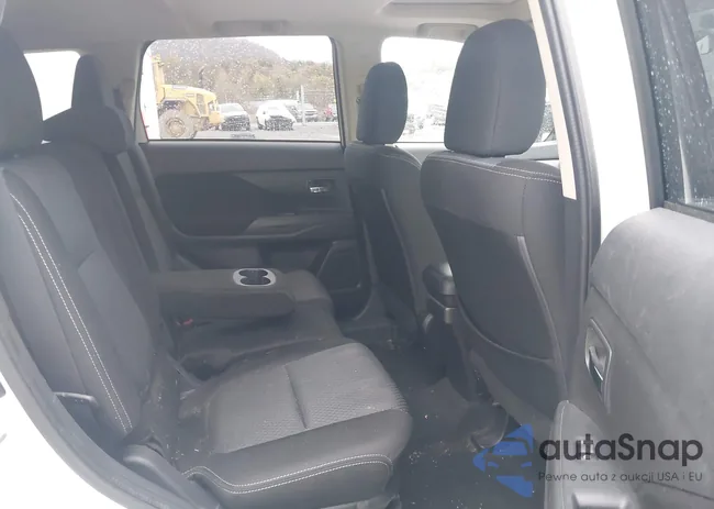 JA4AZ3A35HZ054965: 43579107