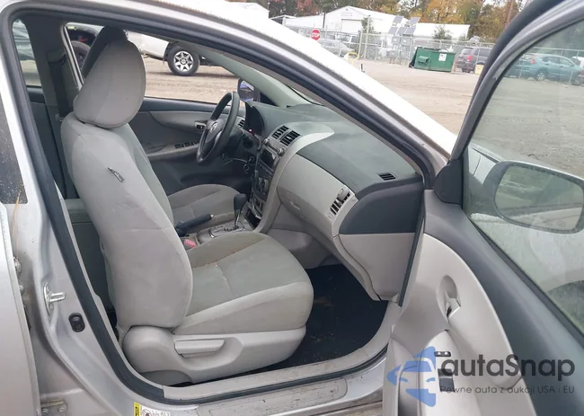 2T1BU4EE2BC744698: 43579264