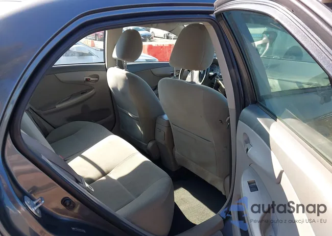 2T1BU4EE6AC503824: 43580326