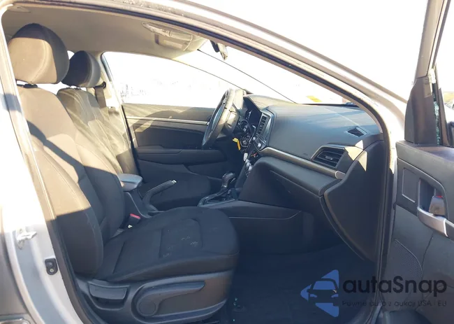 KMHD84LF4LU017345: 43580431