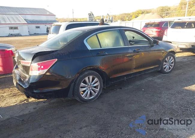 1HGCP2F79BA067994: 43580523