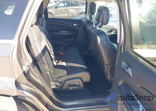 3C4PDCGG4GT143828: 43580530