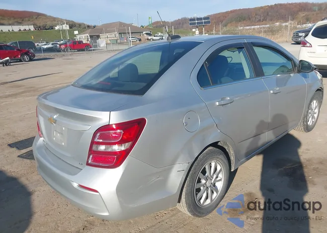 1G1JD5SB9L4142843: 43580533