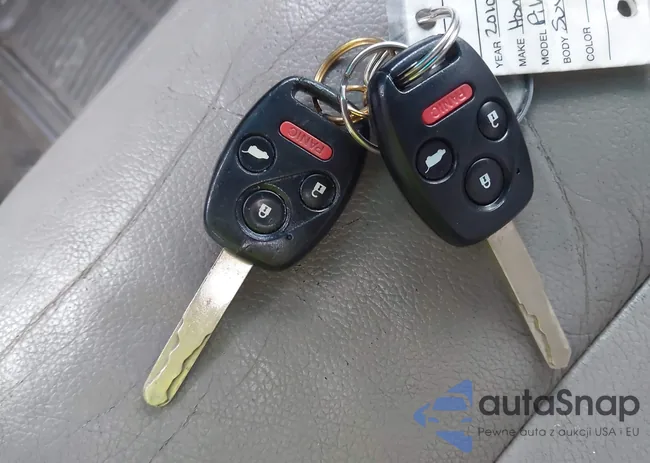 5FNYF4H56AB041020: 43580781