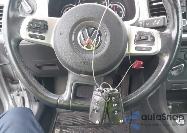 3VW5L7AT3DM820328: 43579953