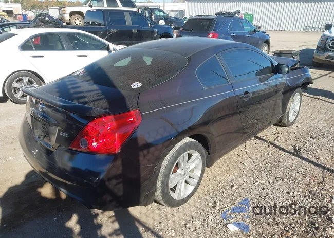 1N4AL2EP2BC159039: 43579982