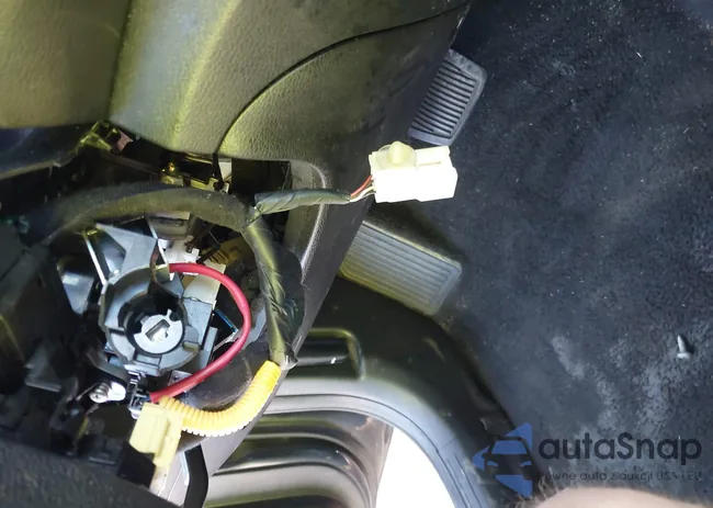 3KPF24AD8KE112844: 43580084