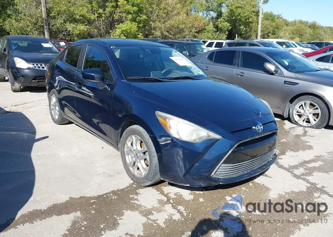 3MYDLBZV1GY113704: 43580104