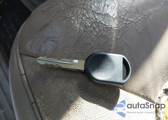 1FMPU195X6LA36238: 43580272