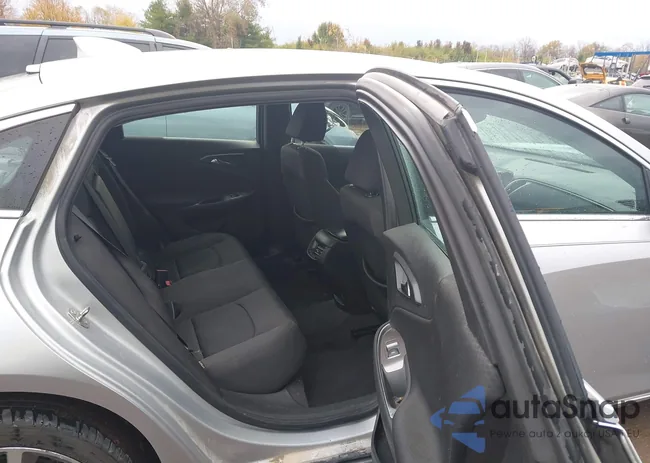 1G1ZD5ST1NF136246: 43581351