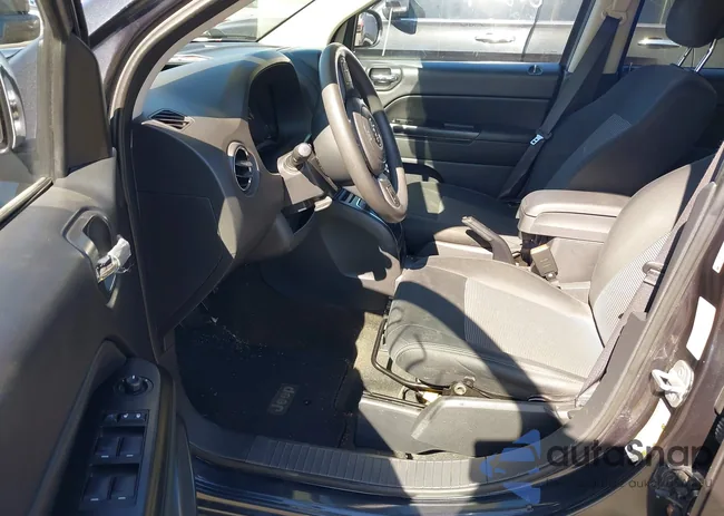 1C4NJCBA9ED573599: 43581711