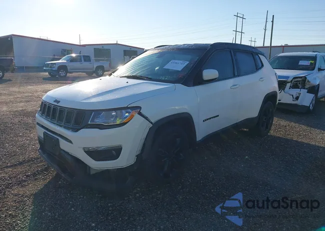 3C4NJCBB0KT692995: 43581713