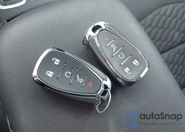 2GNAXJEV9J6120504: 43581747